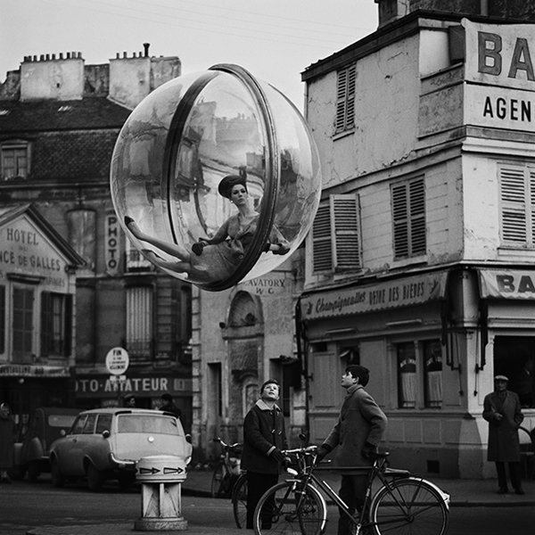 Paris-1963-Bubble-fashion-Series-7